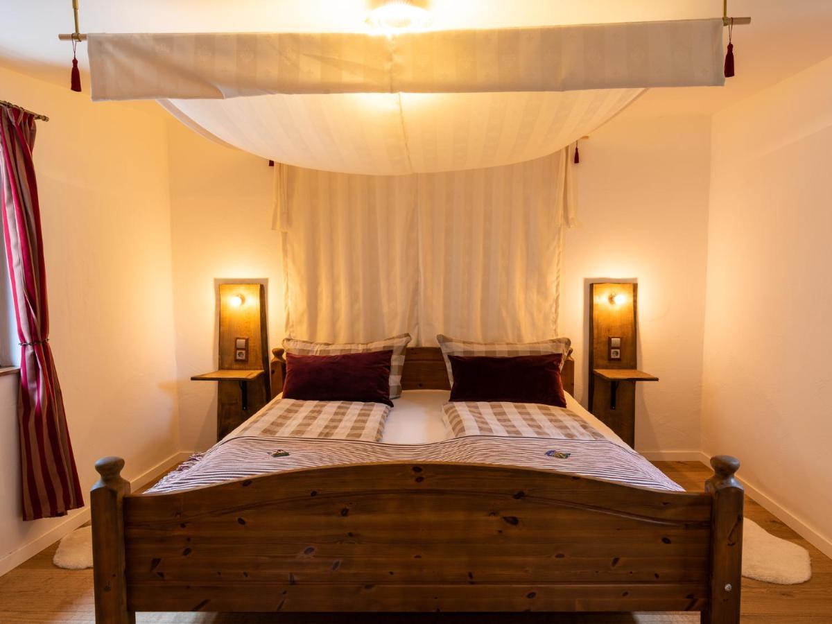 Wohnen Auf Der Ritterburg Villa Hassmersheim Ngoại thất bức ảnh
